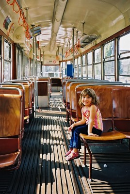 800px-Tram_interior_edit1.jpg (242.05 КБ) 11132 просмотра 800px-Tram_interior_edit1.jpg
