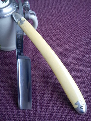DSC00012.JPG