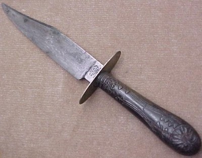 antique-tillotson-bowie-knife_1_4f4dab5a6805658618f63c686ac6b4c2 (1).jpg