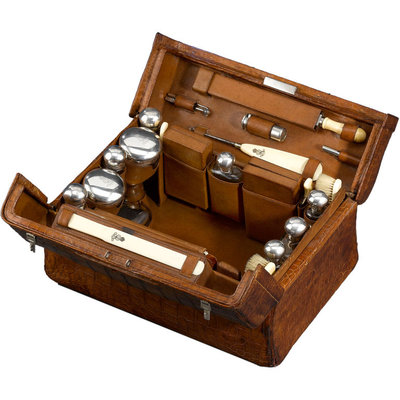 King Edward VII Necessaire.jpg