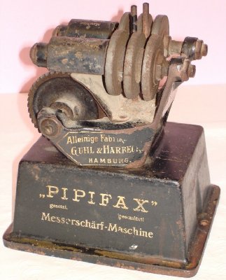279962460_o.jpg