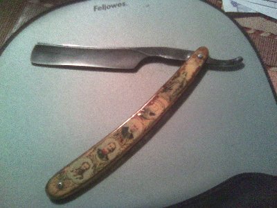 бритва1.jpg (234.12 КБ) 42583 просмотра бритва1.jpg