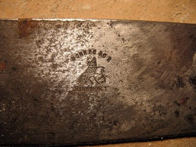 Клеймо богатырь с топориком на плече, надпись ВСНХ РСФСР ПАВМУРМЕТ, то бишь, Павлово-Муромский металлообрабатывающий трест.jpg (186.15 КБ) 23306 просмотров Клеймо богатырь с топориком на плече, надпись ВСНХ РСФСР ПАВМУРМЕТ, то бишь, Павлово-Муромский металлообрабатывающий трест.jpg