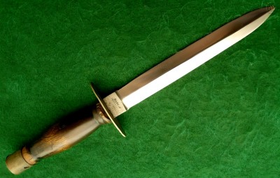 manson-sheffield-vintage-dagger_1_067a04e33d43cc1d6a06c4444a0ed6f8 [problembo.com].jpg