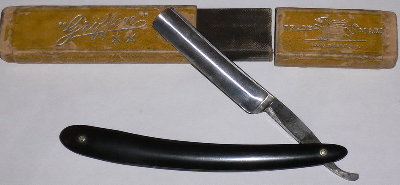 griffon_razor.jpg (68.54 КБ) 39944 просмотра griffon_razor.jpg