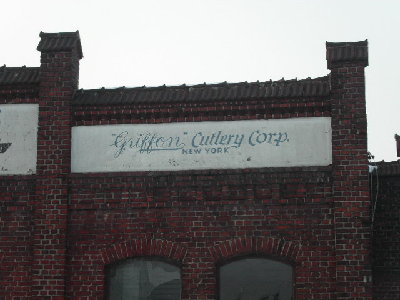 Griffon.jpg (67.63 КБ) 39900 просмотров Griffon.jpg