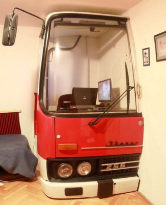 Ikarus_02.jpg