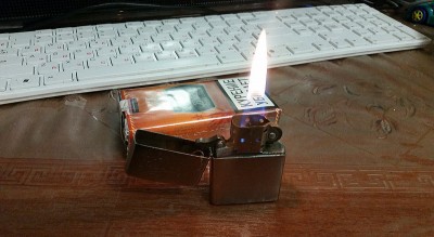 Zippo.jpg