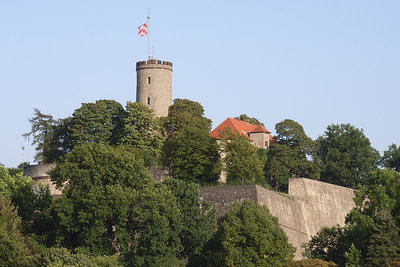800px-Bielefeld_Sparrenburg_2.jpg
