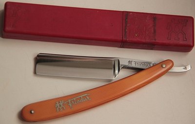 19112281.jpg