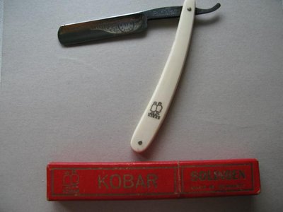 b1_002.jpg